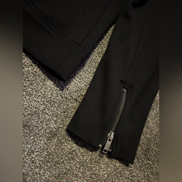 OLD NAVY | MOTO JACKET |
Black | Size: Large | - Picture 8 of 13